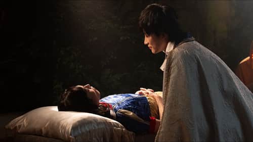Snow White’s Secret Kiss