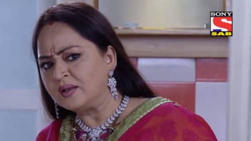 Vicky's Mother Gives a Precious Gift to Jeannie