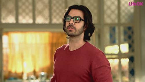 Shaan In A Financial Mess