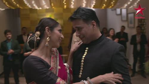 Sneha-rishi Dance At The Party