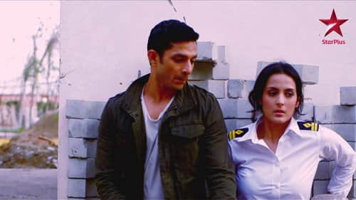 Akash Saves Ananya