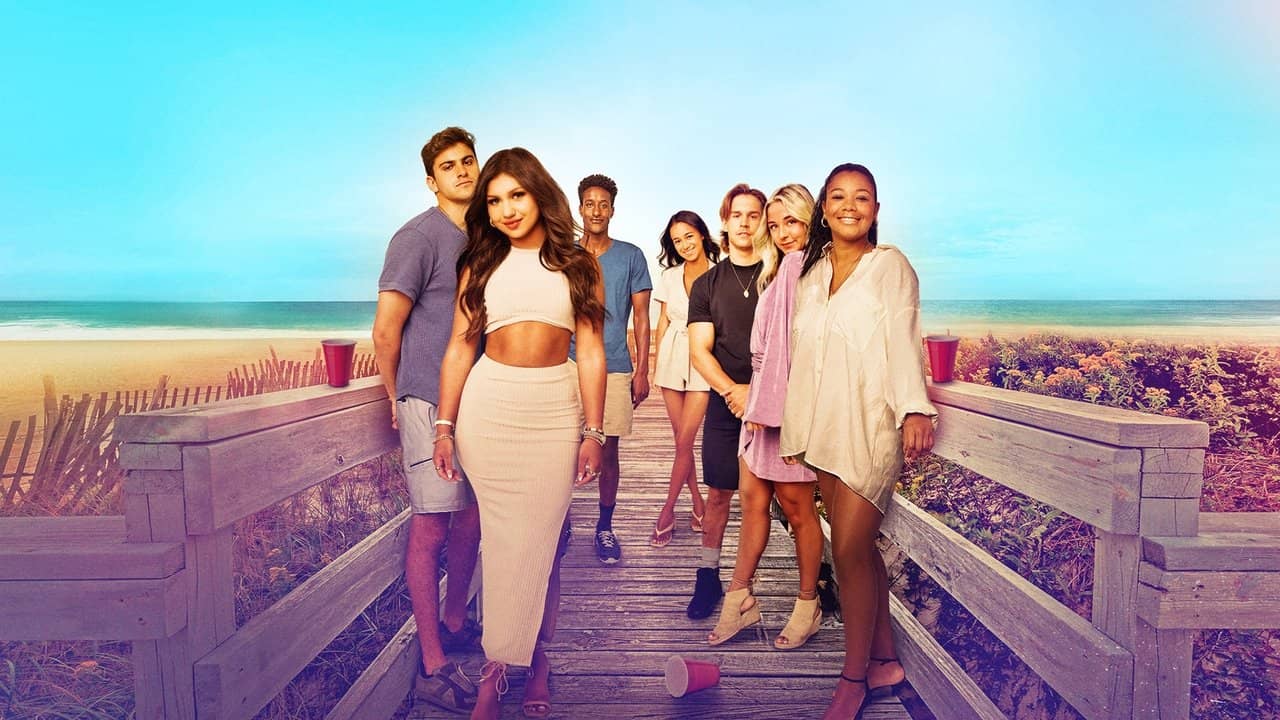 Forever Summer: Hamptons backdrop