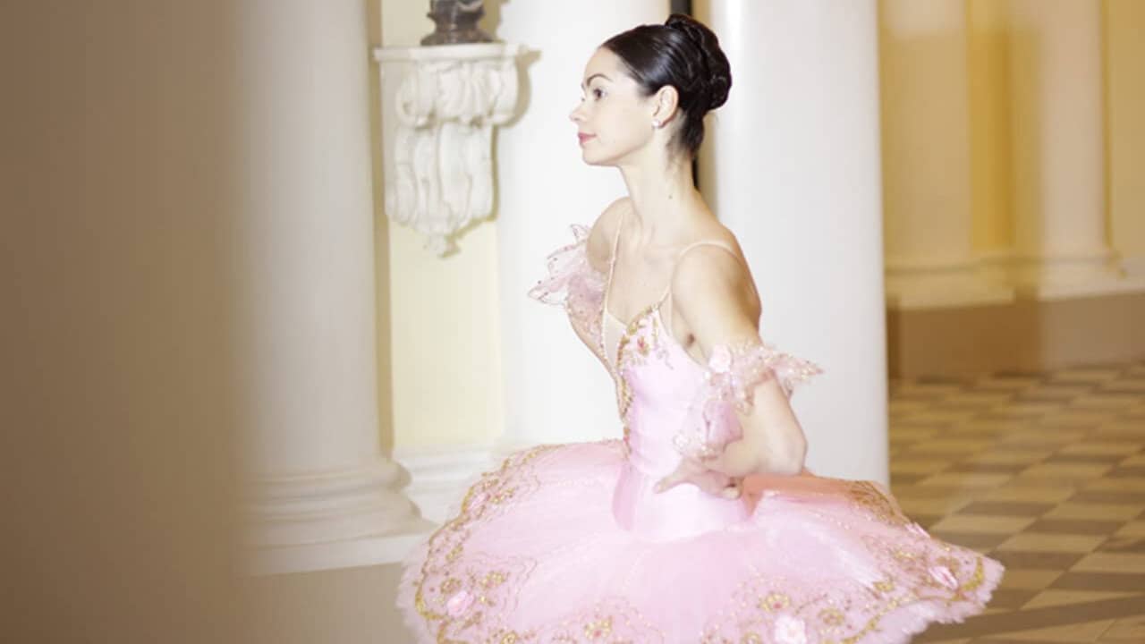Swan Lake 3D - Live from the Mariinsky Theatre backdrop