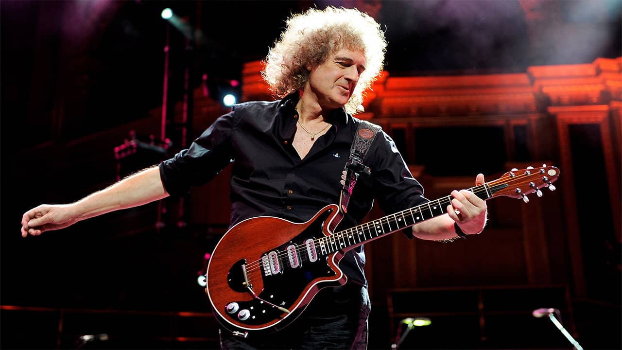 Queen: Live at the Prince's Trust Rock Gala 2010 backdrop