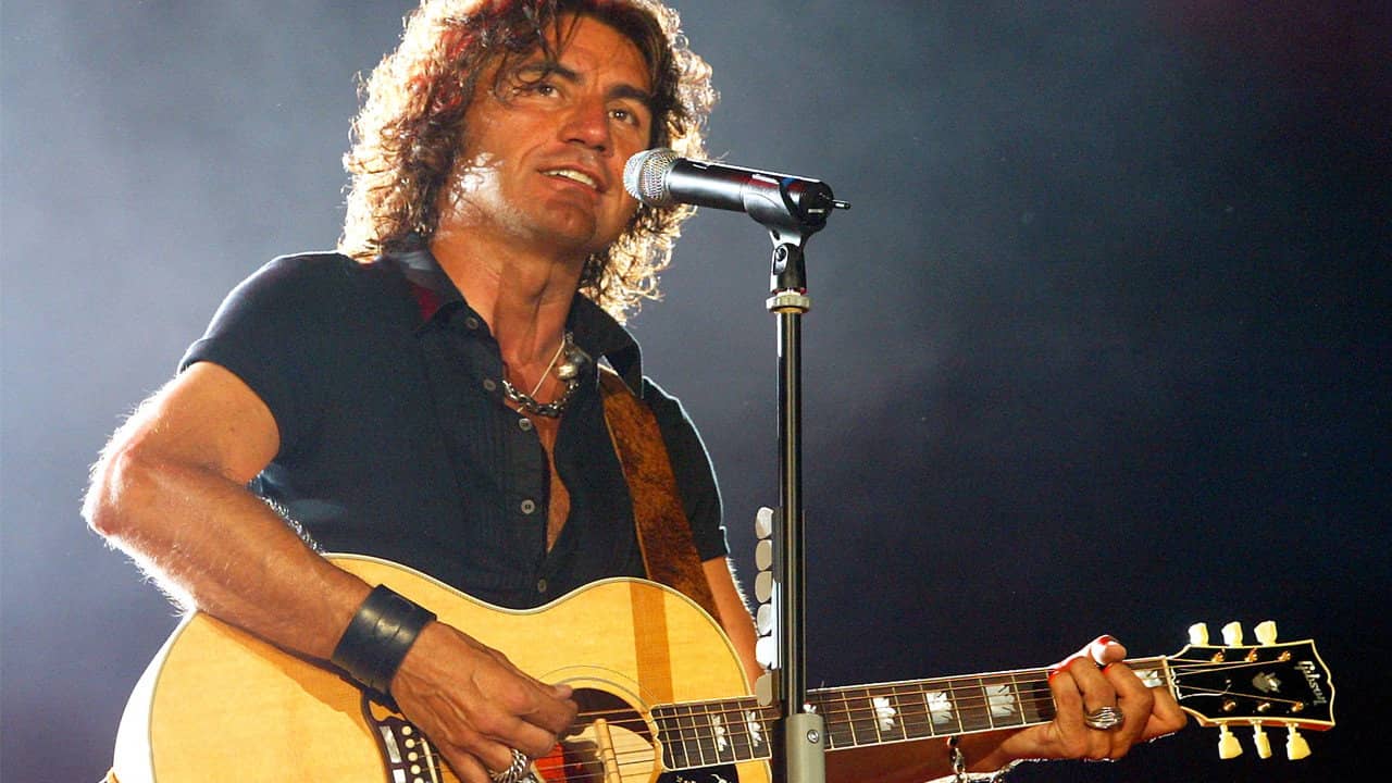 Ligabue - Nome e Cognome Tour Stadio backdrop