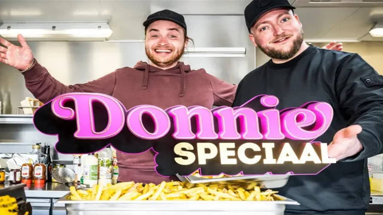 Donnie Speciaal backdrop