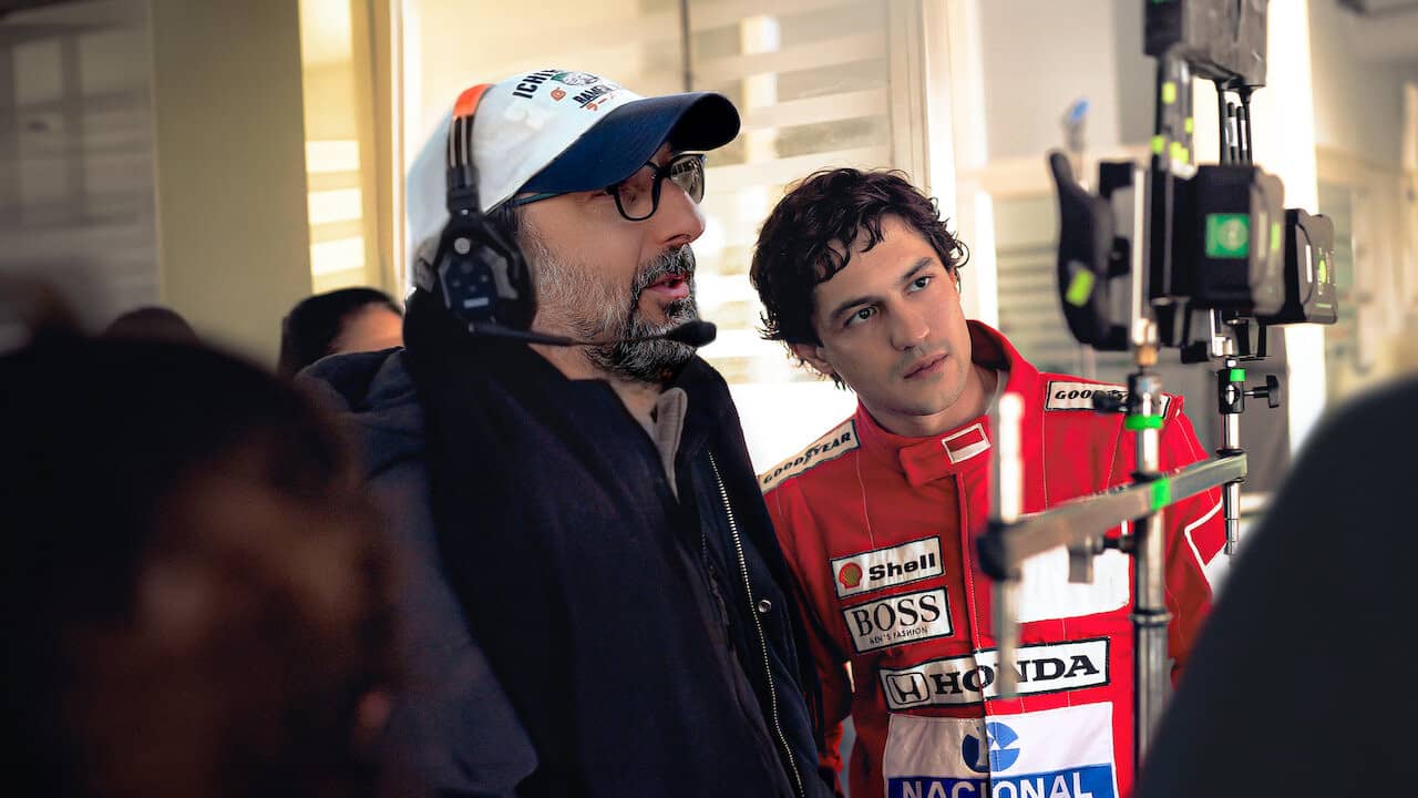 Making Senna backdrop
