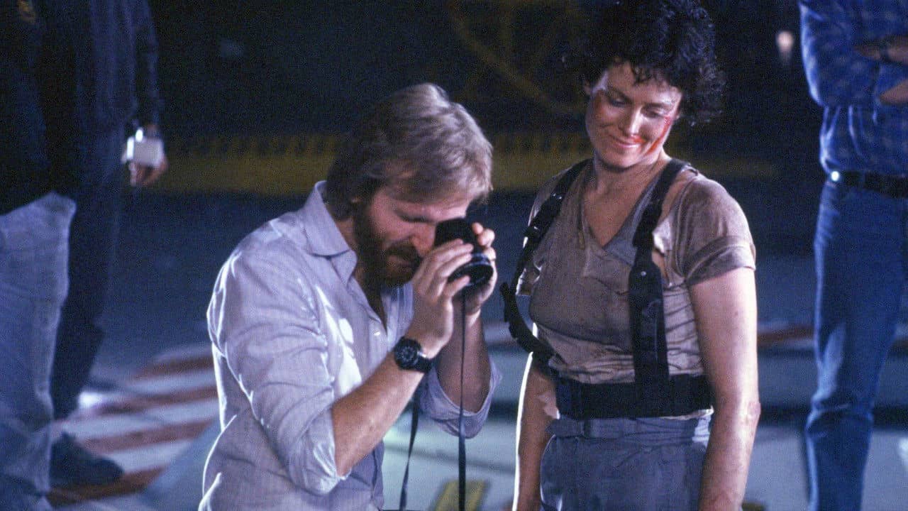 Superior Firepower: Making 'Aliens' backdrop