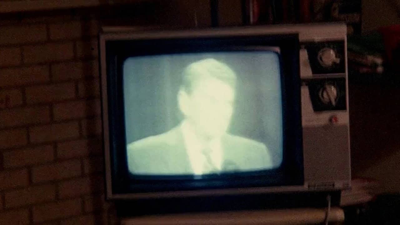 43/84: 1984 backdrop