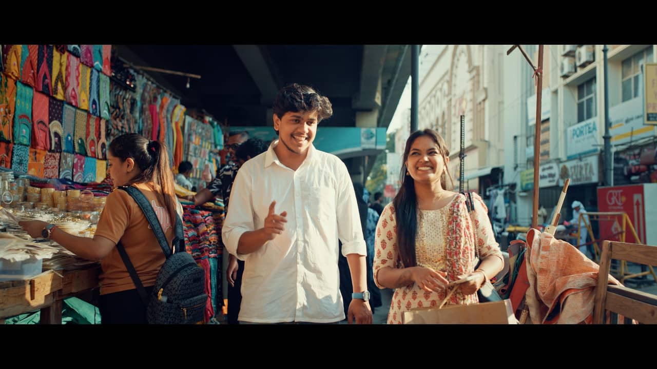 Metro Kadhal backdrop