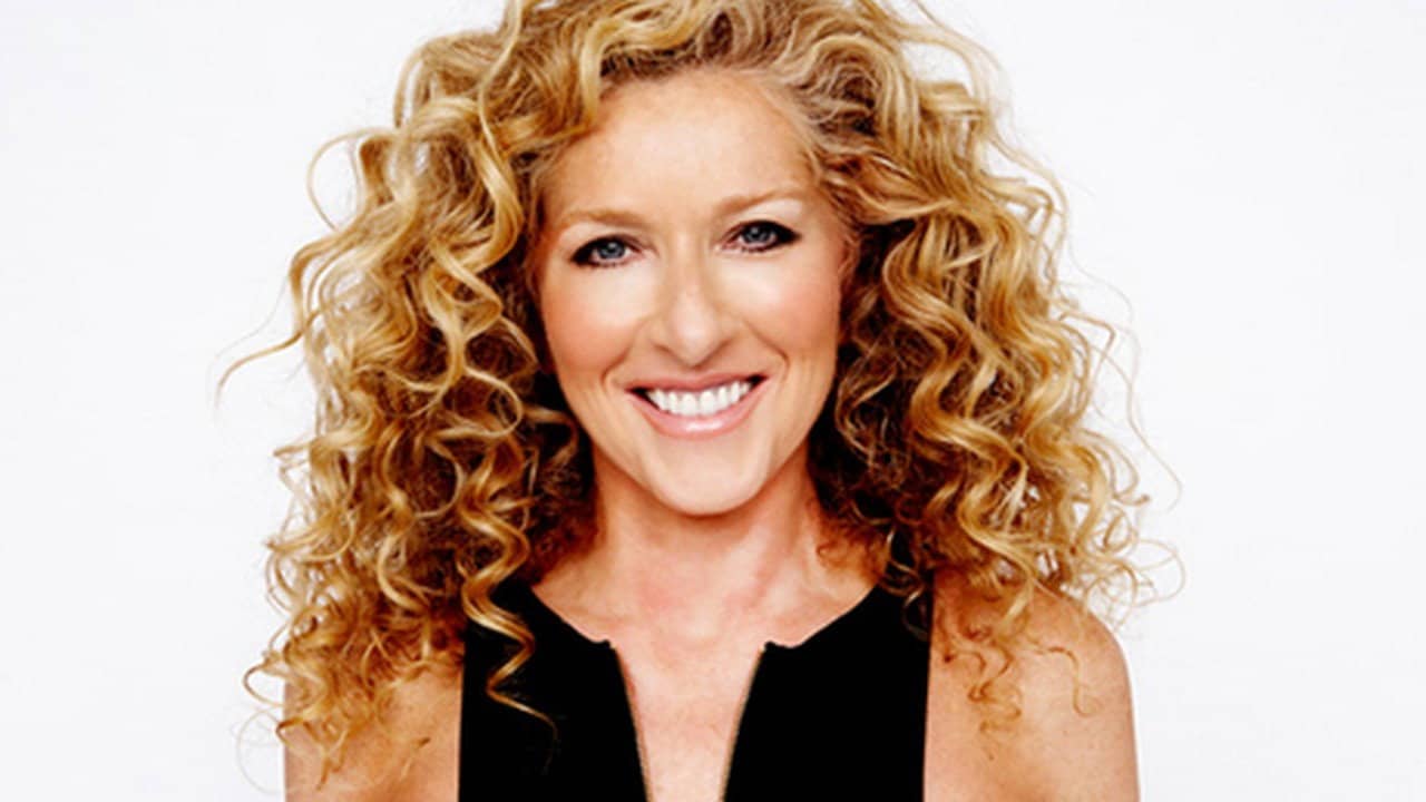 Superior Interiors with Kelly Hoppen backdrop