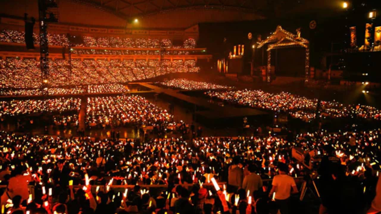 SKE to kekkai shukai. "Hako de ose!" backdrop