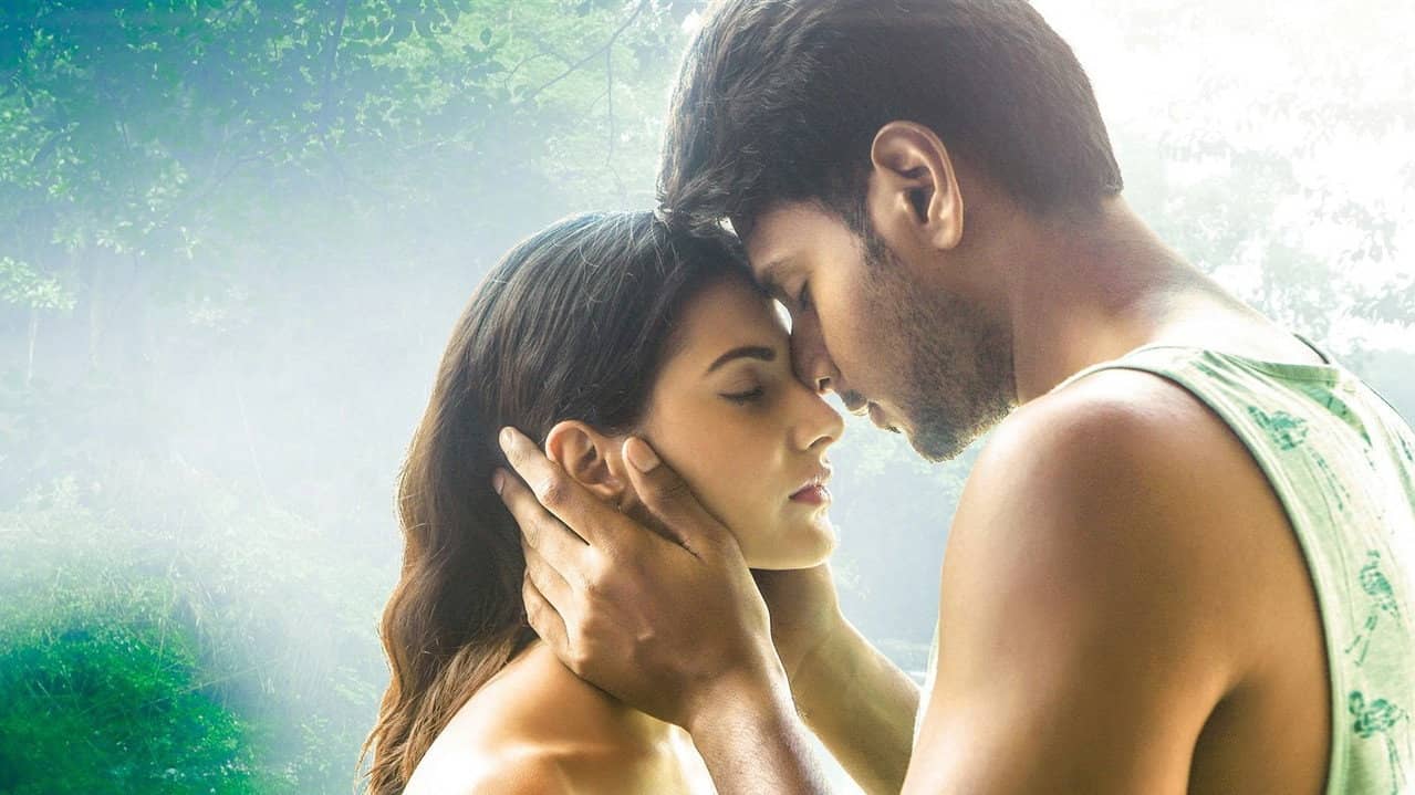Manasuku Nachindi backdrop