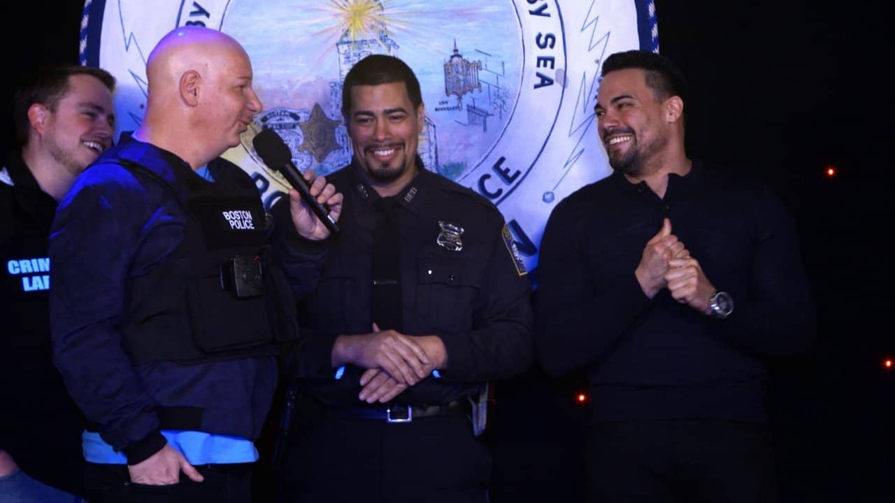 Jeff Ross Roasts Cops backdrop