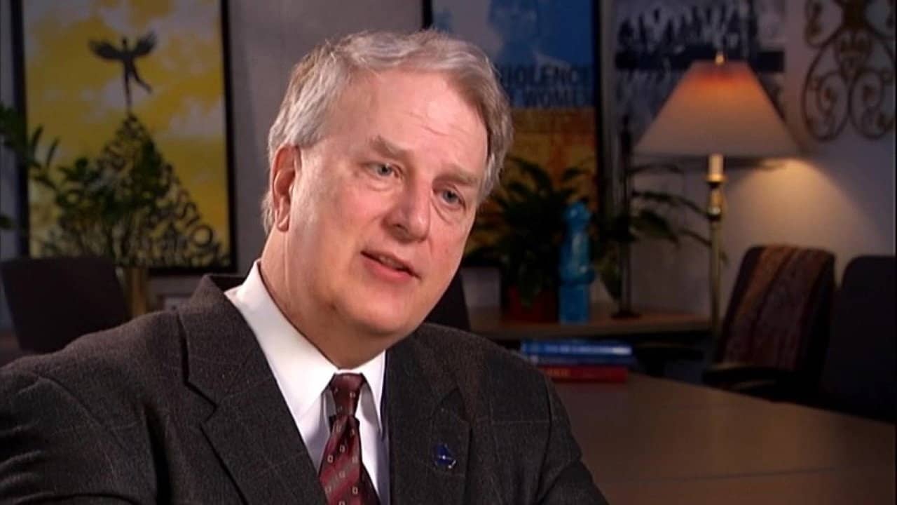 In Debt We Trust: America Before the Bubble Bursts backdrop