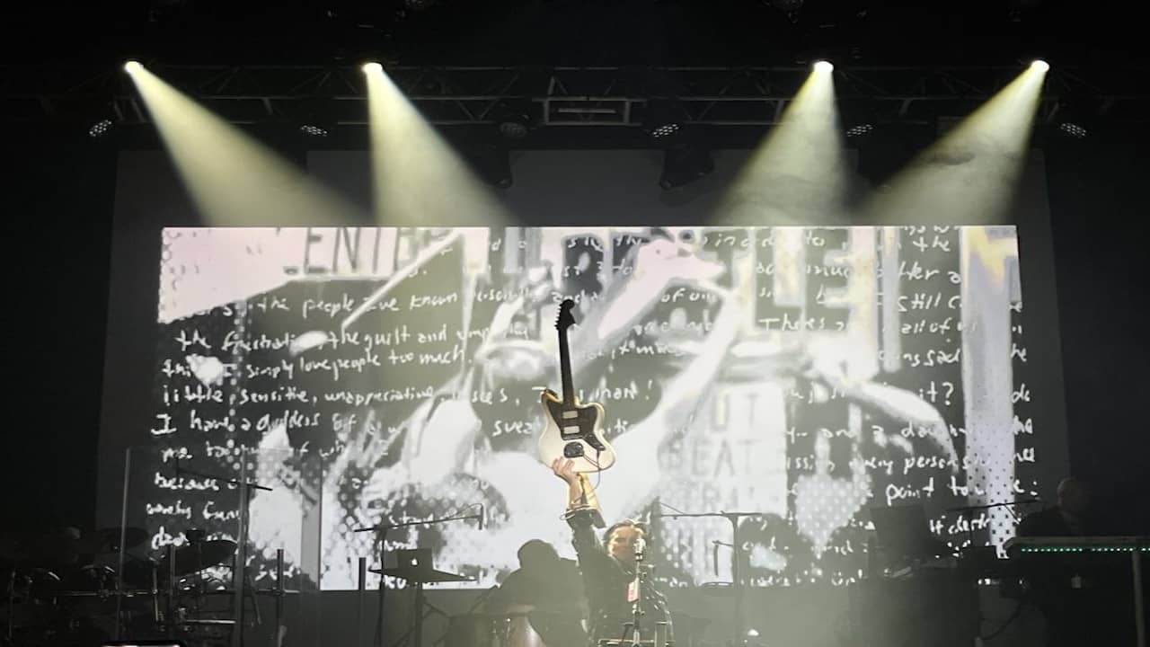 Marillion - The Remains of the Weekend backdrop