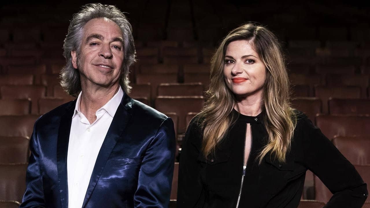 RocKwiz Duets: Volume 2 backdrop