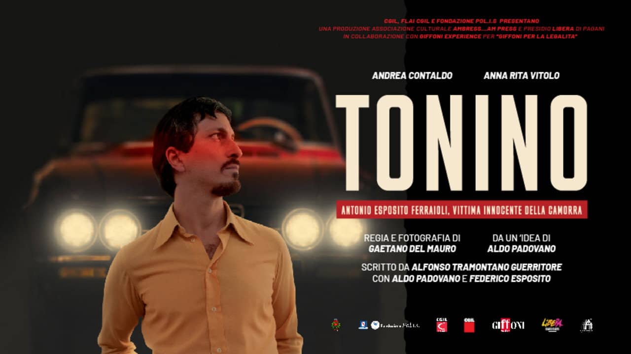 Tonino backdrop
