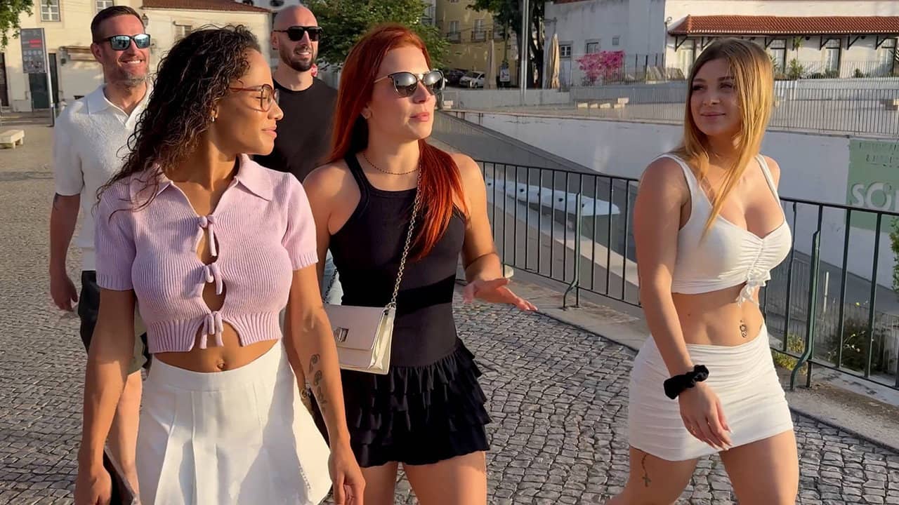 Sex Friends: Portugal backdrop