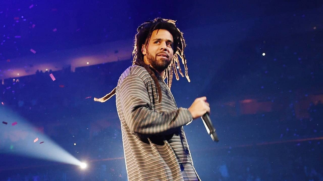 2014 Forest Hills Drive 10th Anniversary Show Live at Madison Square Garden backdrop