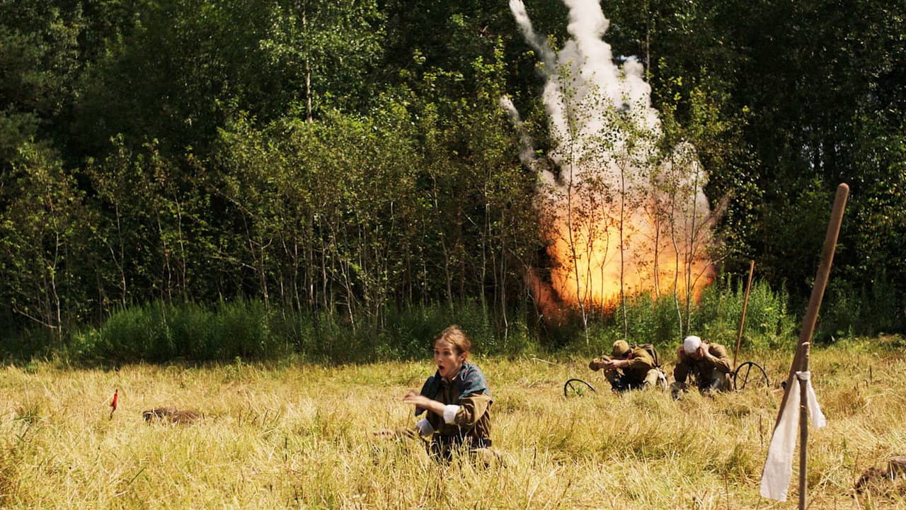 Detonation backdrop