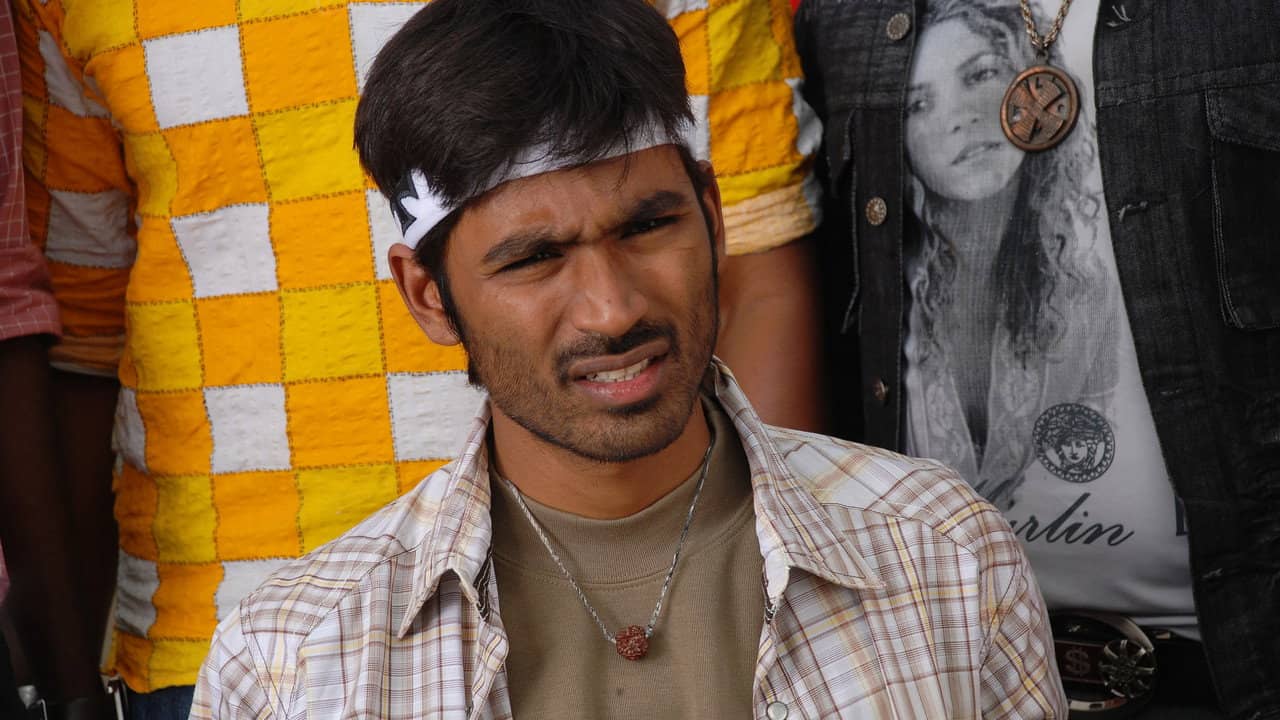 Mappillai backdrop