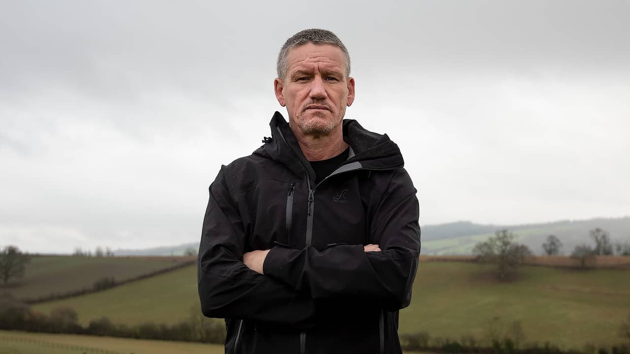 SAS: Catching the Criminals backdrop