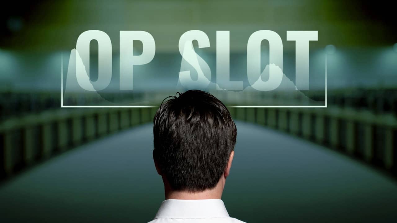 Op slot backdrop
