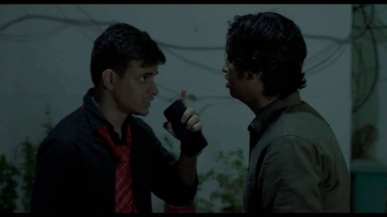Naa Haq backdrop