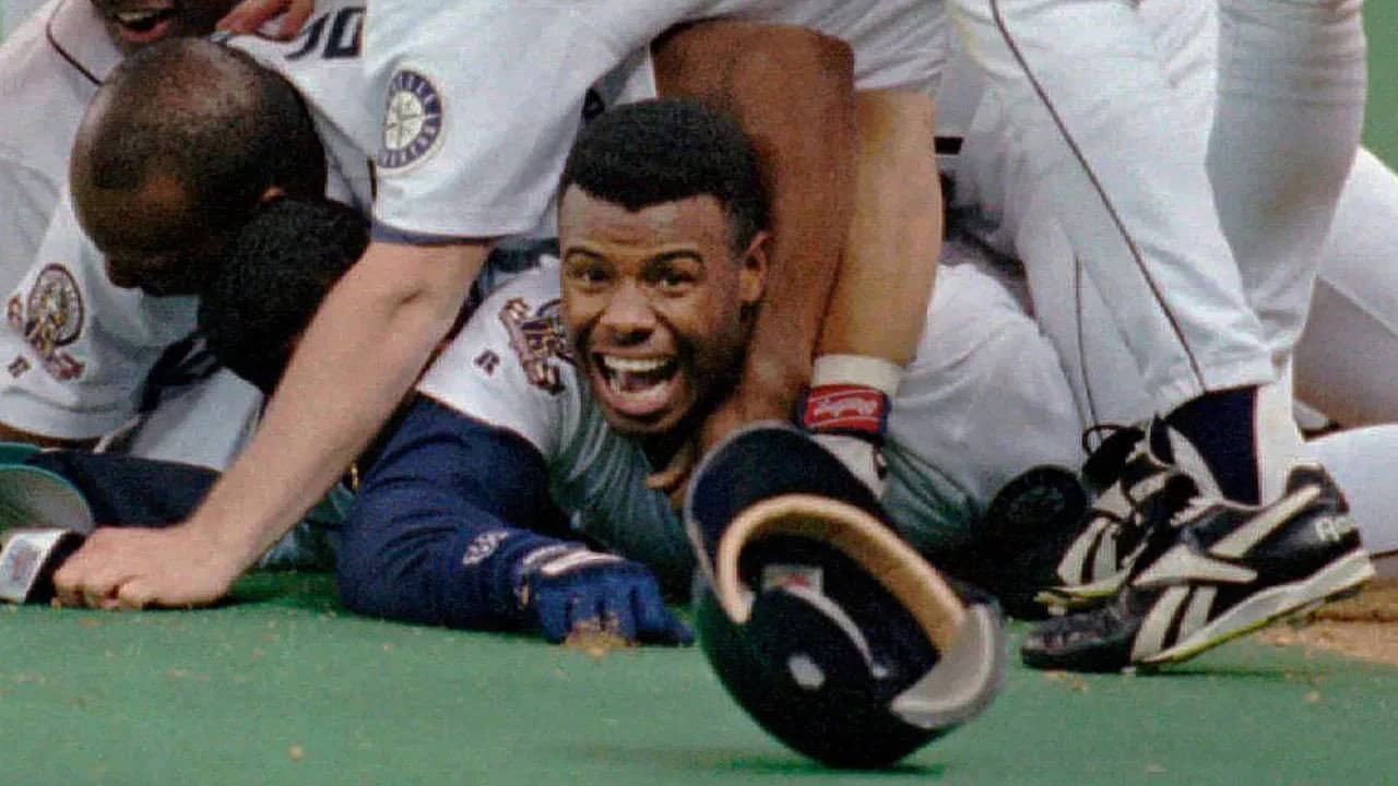 Greatest 20 Moments In Mariners History backdrop