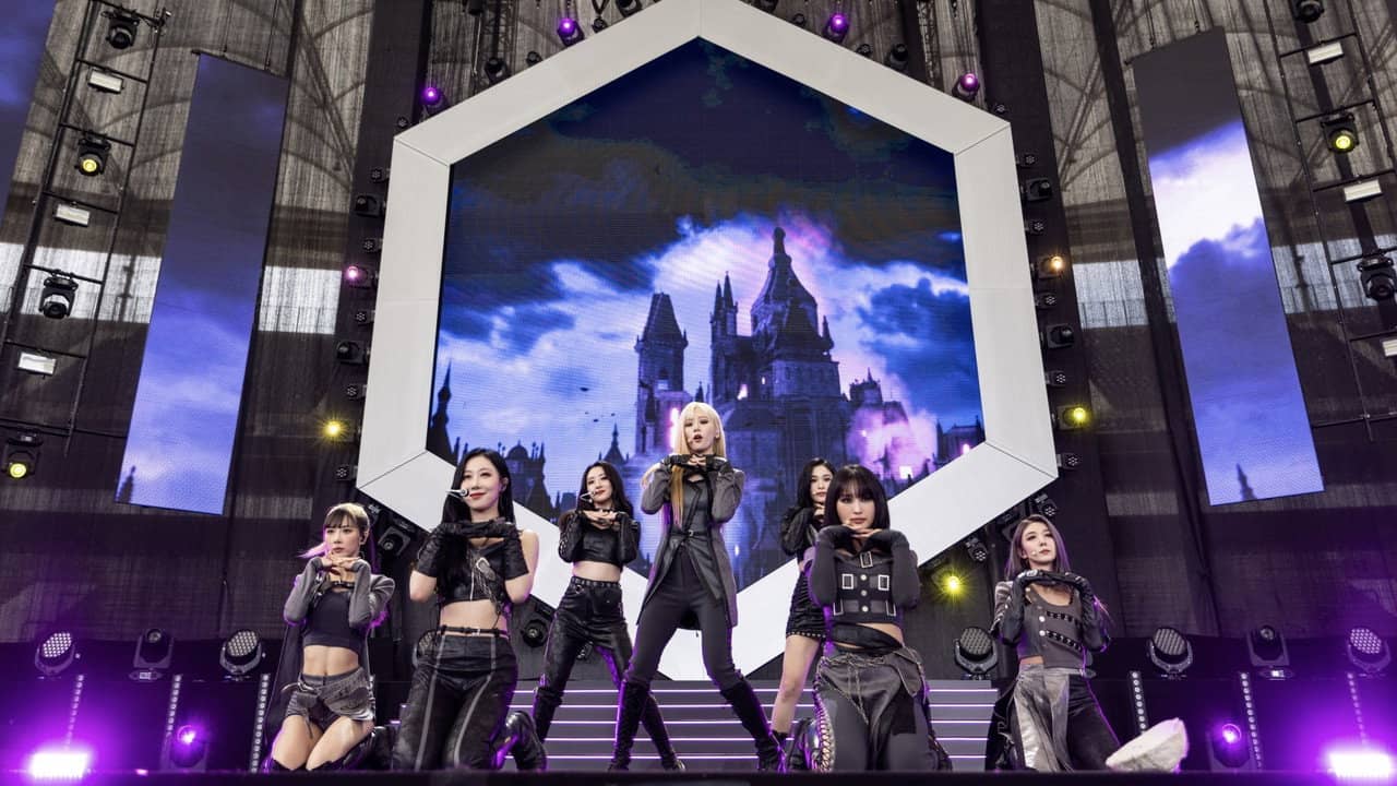 Kpop.Flex 2022 Global Stream backdrop