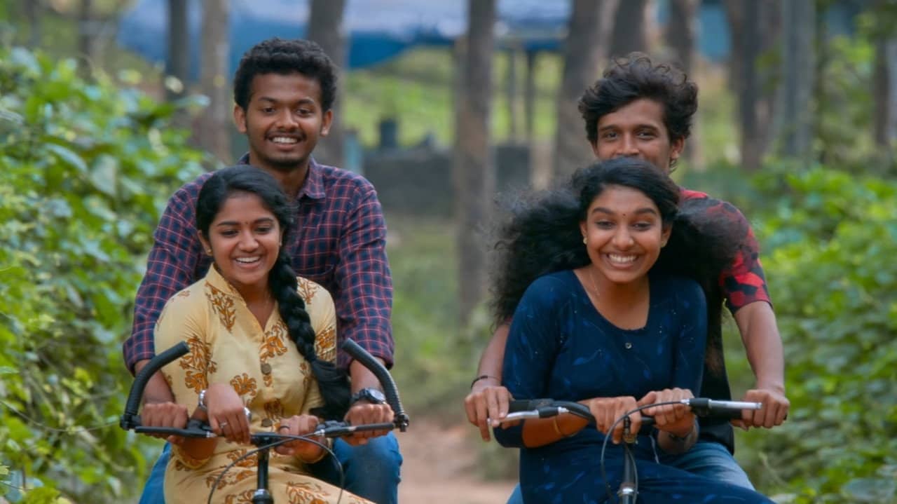 Prakashan Parakkatte backdrop