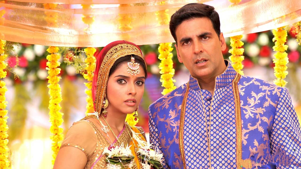 Khiladi 786 backdrop