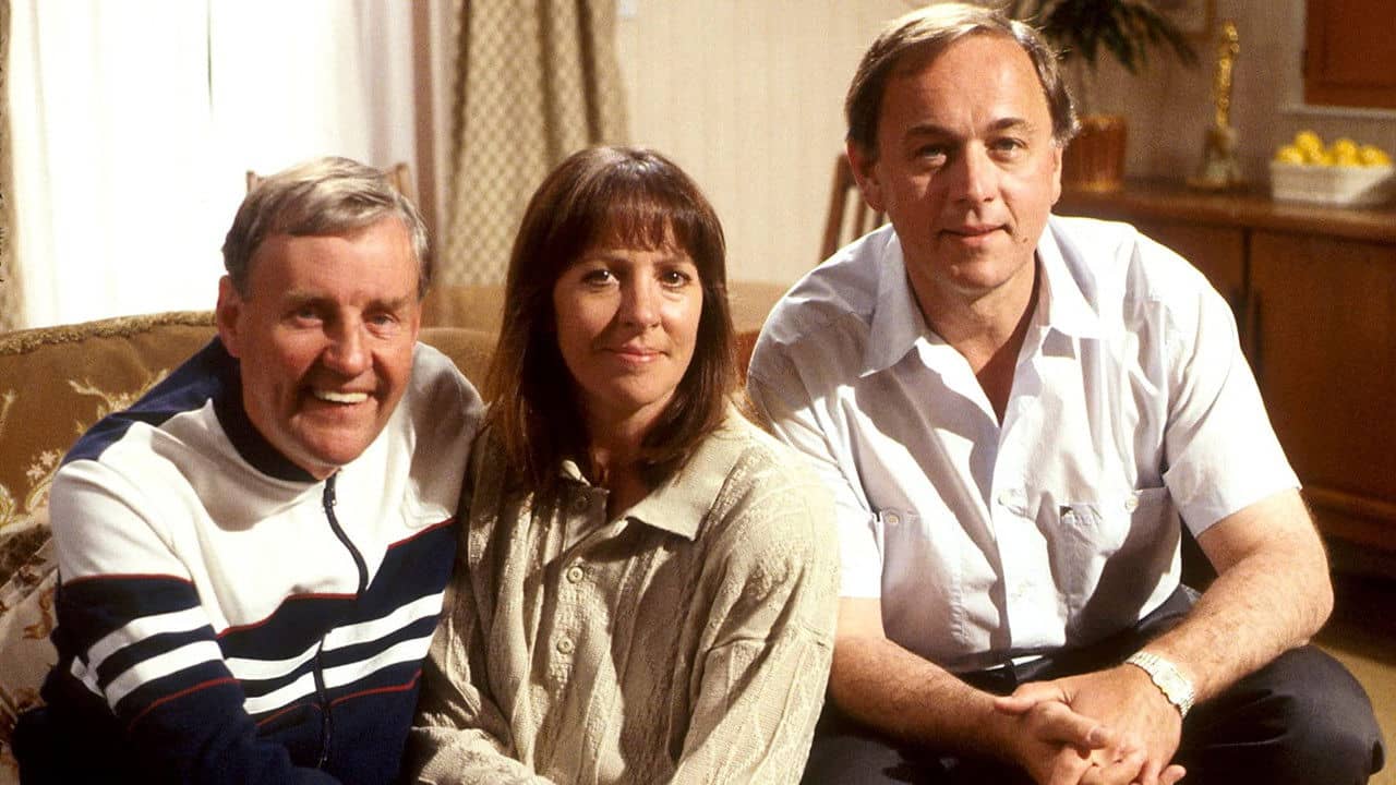 Ever Decreasing Circles backdrop