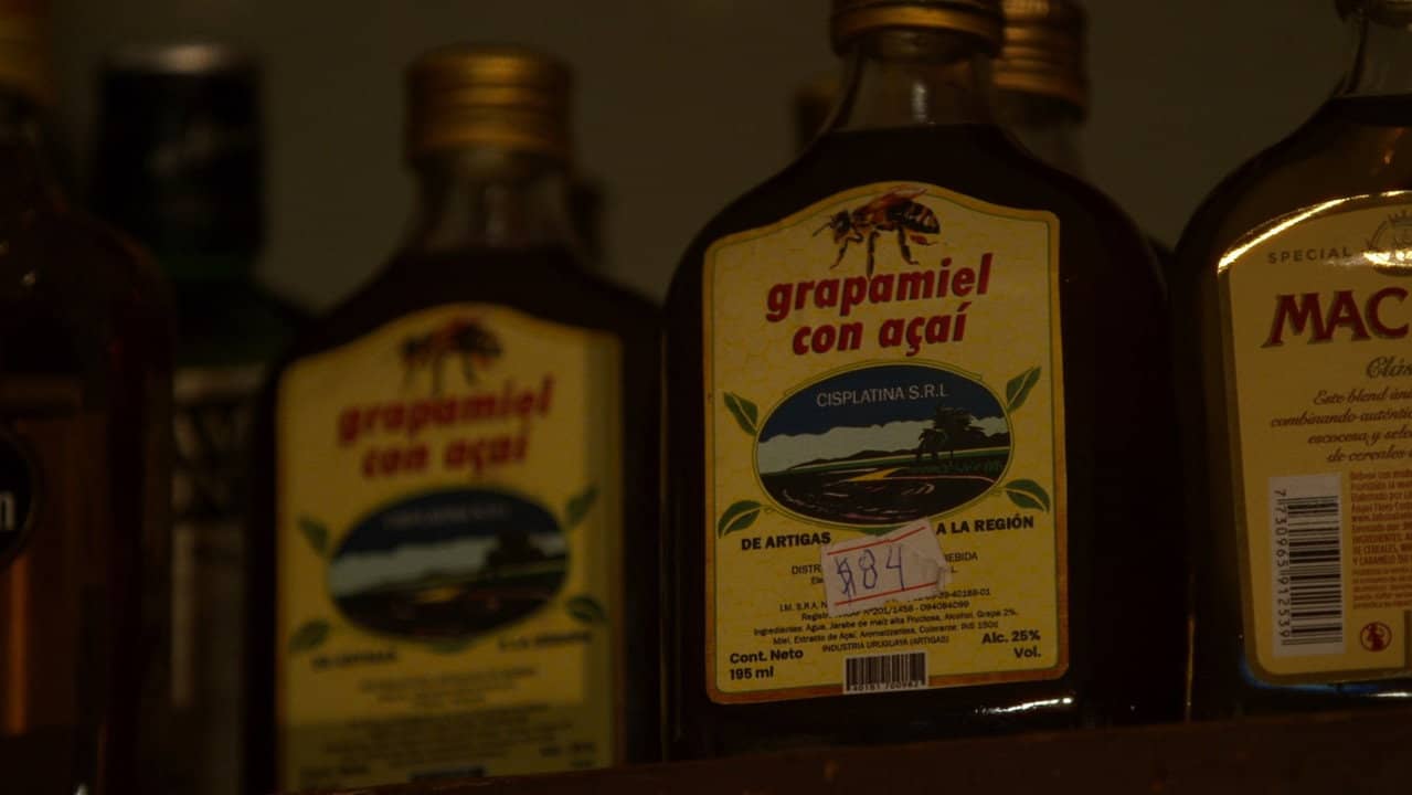 grapamiel con açaí backdrop