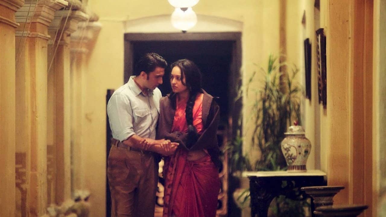 Lootera backdrop