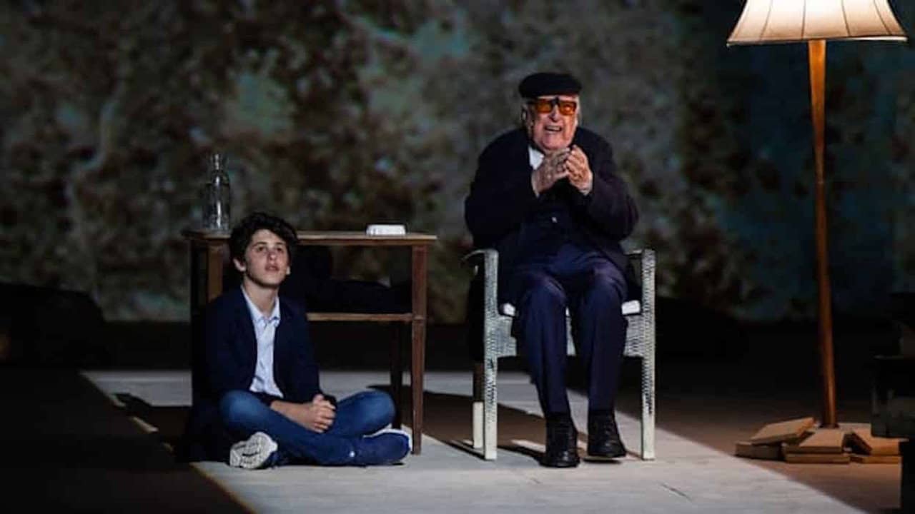 Conversazione su Tiresia - Di e con Andrea Camilleri backdrop