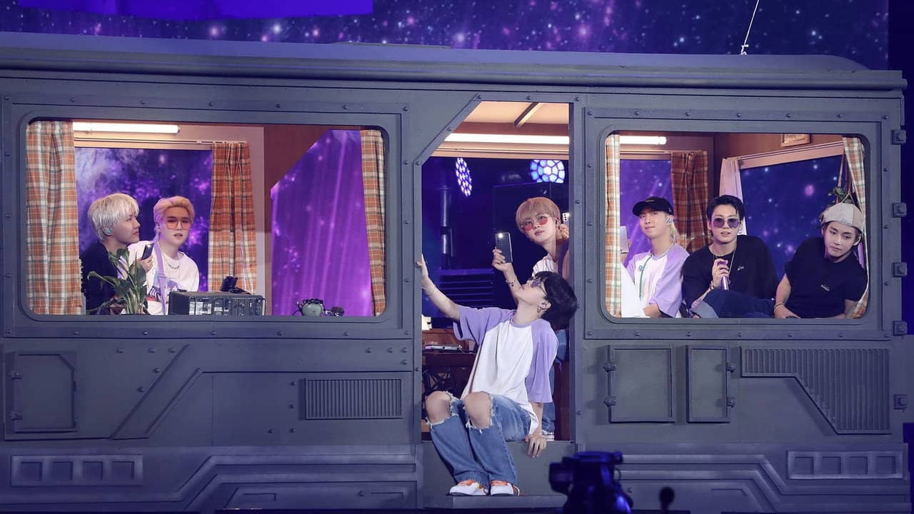 BTS 2021 MUSTER: SOWOOZOO backdrop