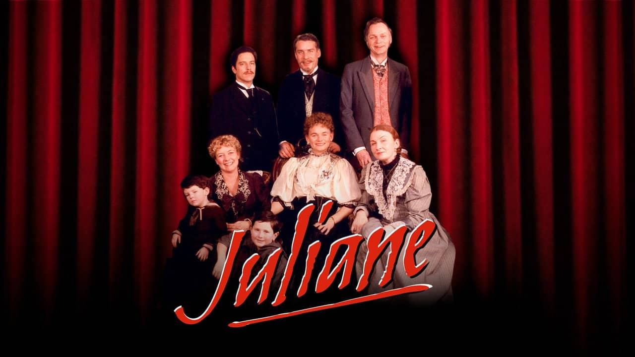 Juliane backdrop