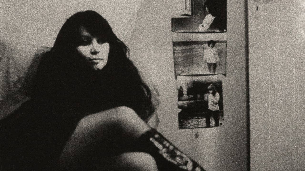 Blanca Putica. A Girl in Love backdrop