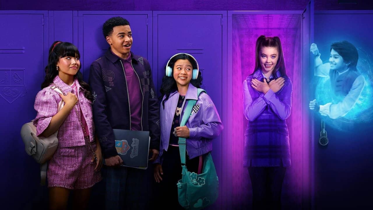 Vampirina: Teenage Vampire backdrop