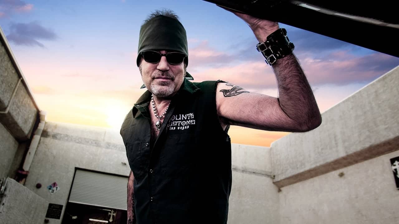 Counting Cars backdrop