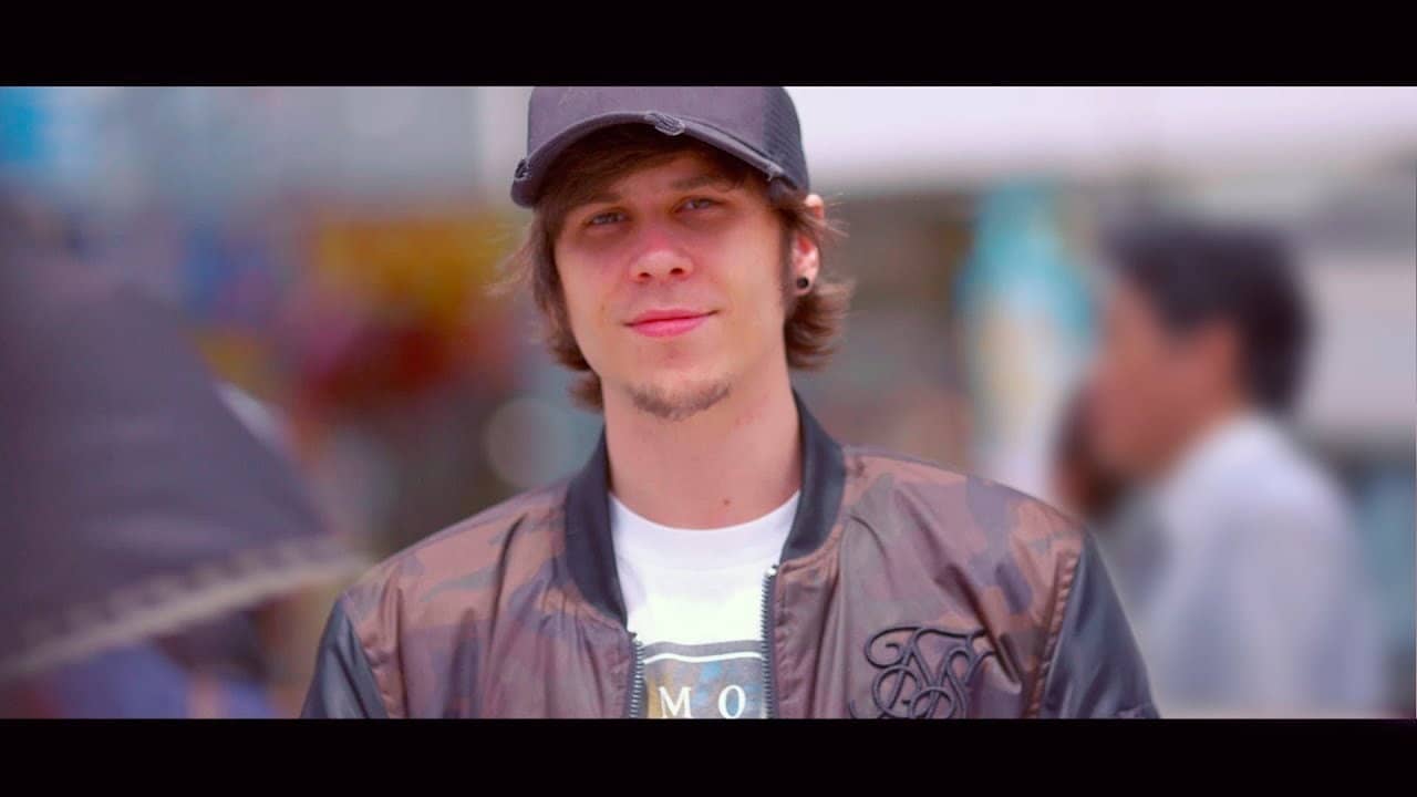 De Rubén a Rubius: El Viaje de un Virtual Hero backdrop