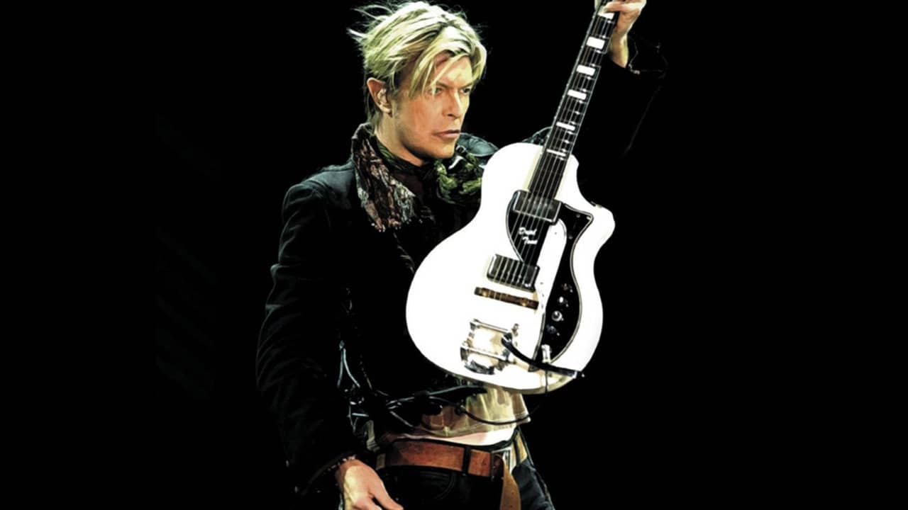 Bowie: A Reality Tour backdrop