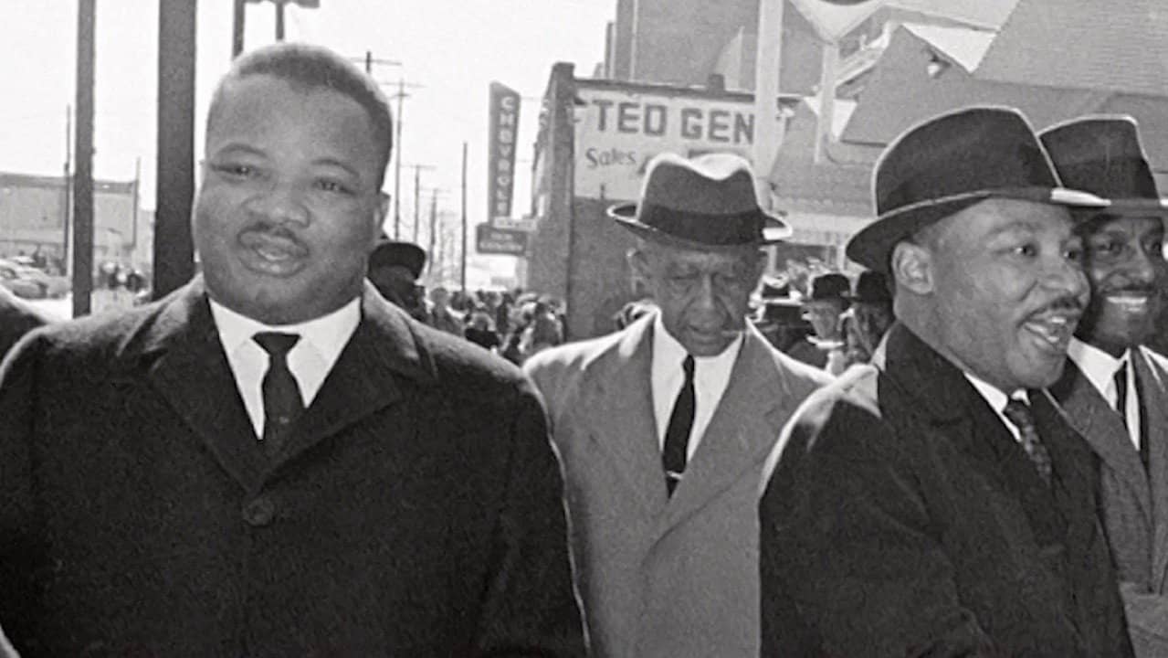 Unsolved History: Life of a King backdrop