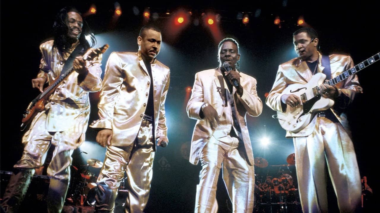 Earth, Wind and Fire - Live in Japan backdrop