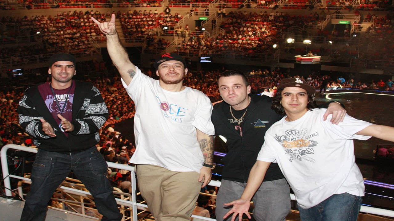 Charlie Brown Jr.: Chegou Quem Faltava backdrop