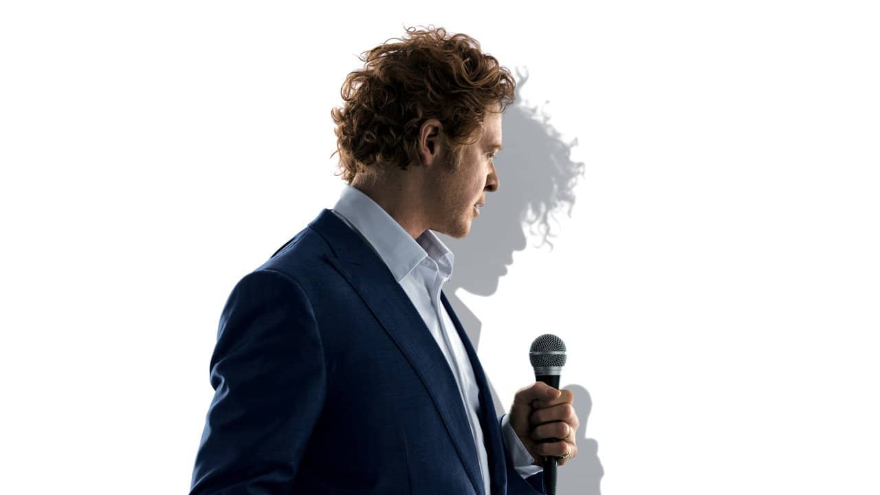 Simply Red: Farewell backdrop