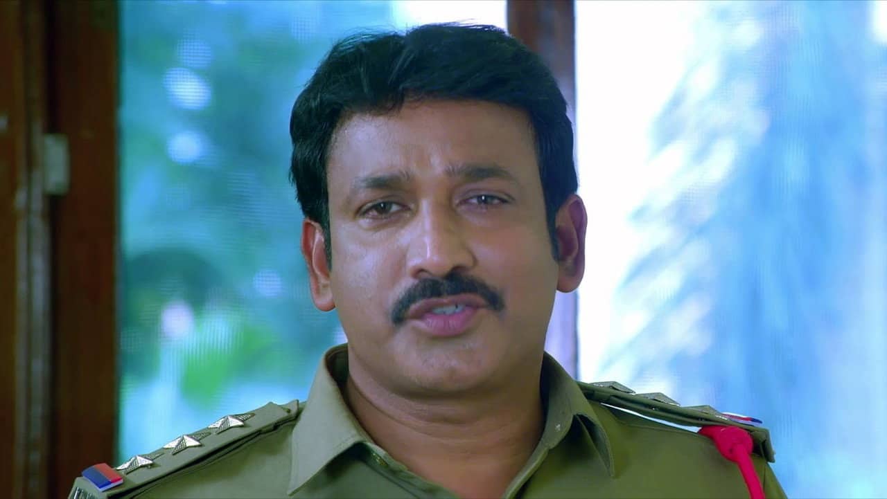 Durmargudu backdrop