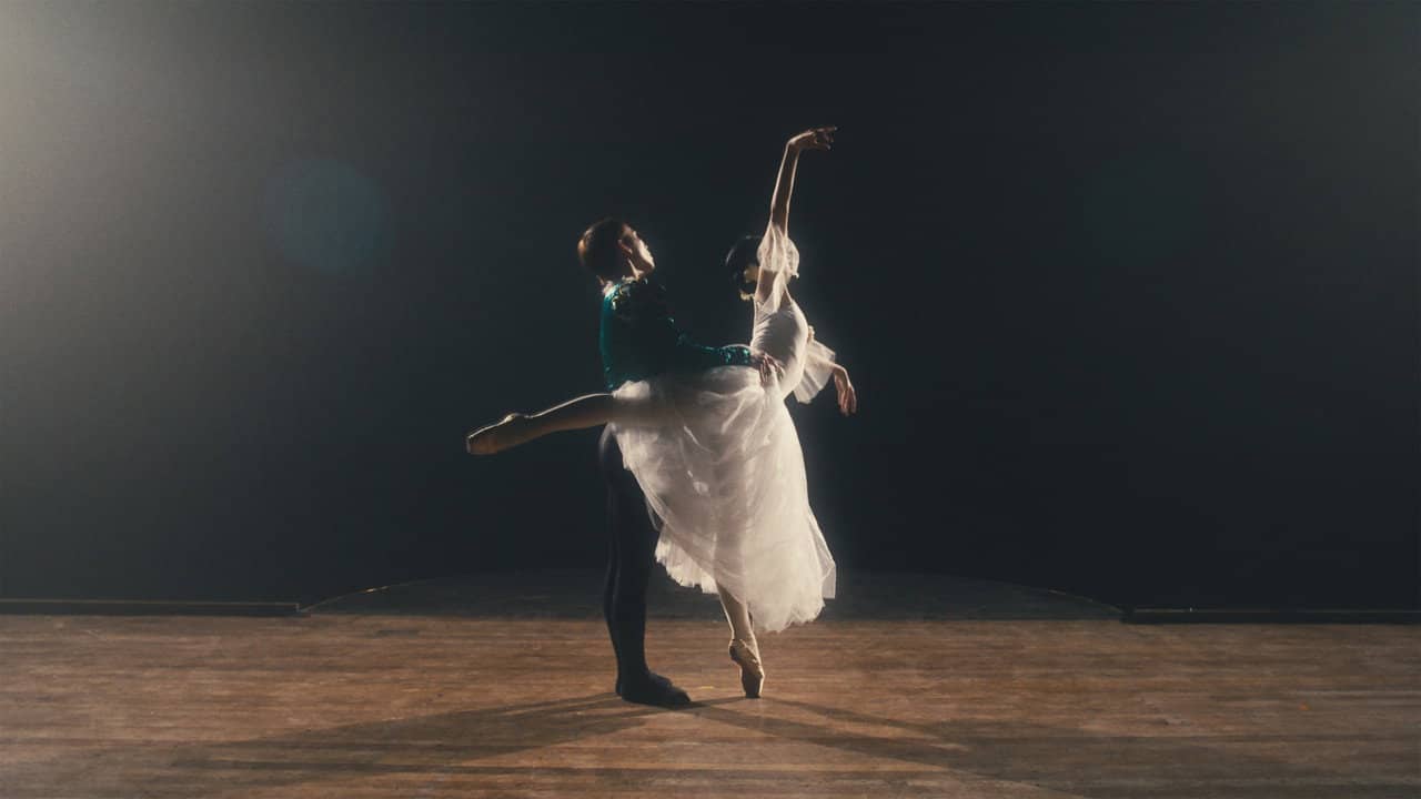 Dan, En Pointe backdrop